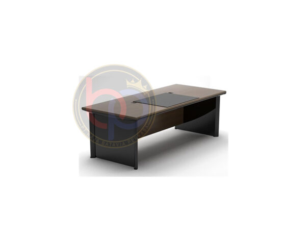 Meja kantor Direktur Highpoint Classe ODC 10580